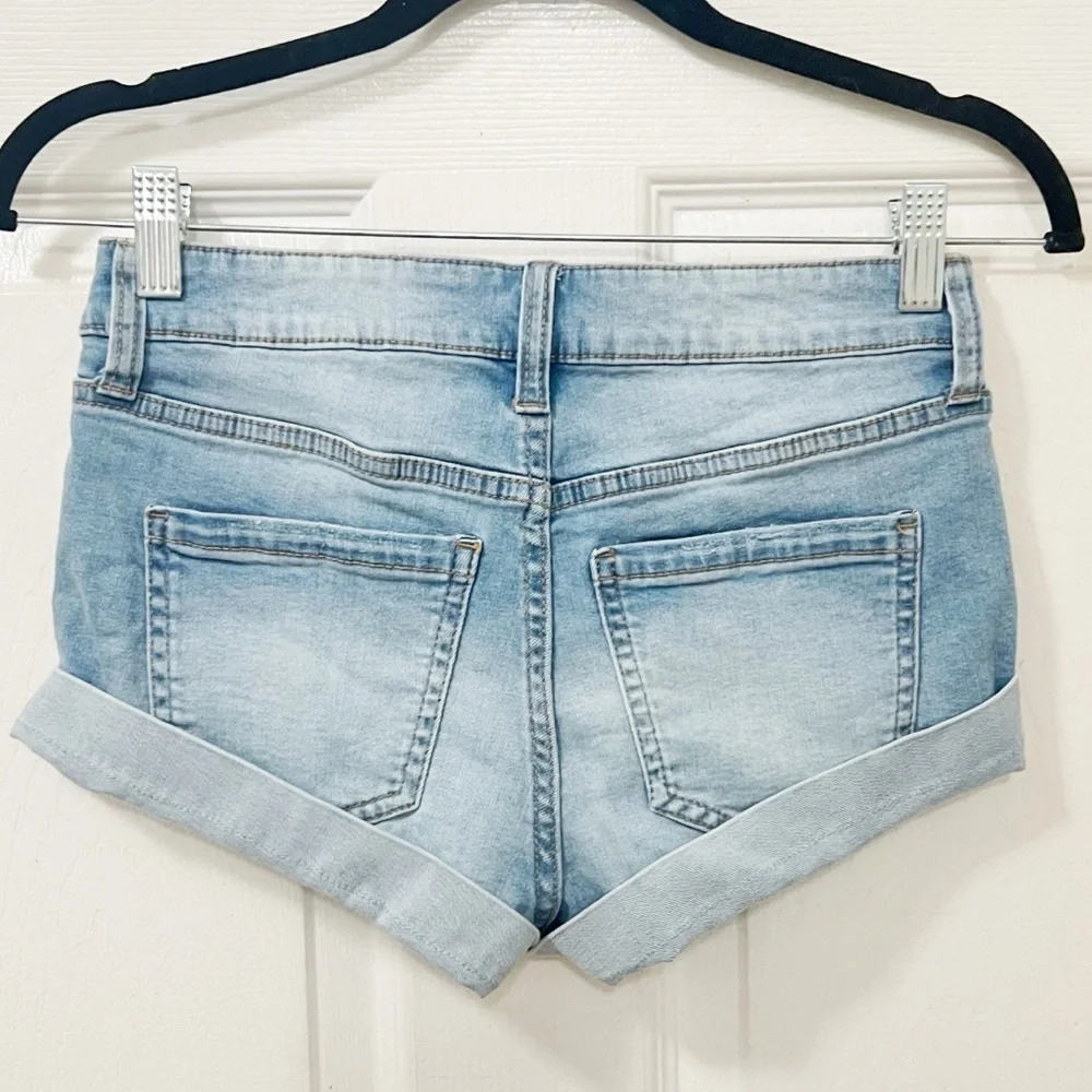 New Celebrity Micro Shorts light Denim